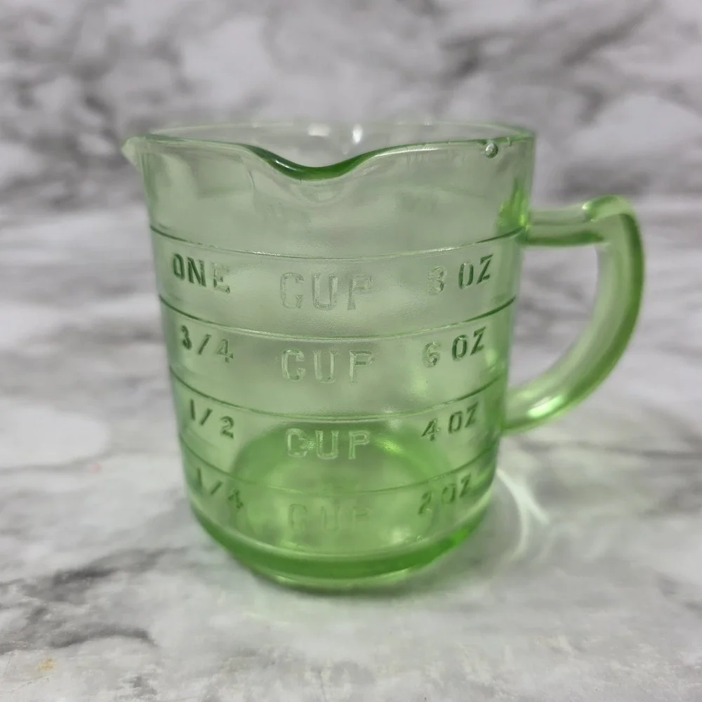 Vintage Hazel Atlas 3-Spout Uranium Glass 1-Cup Embossed Measuring Cup READ